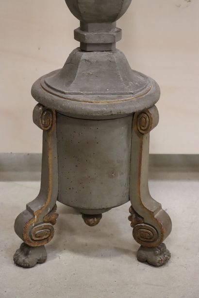 Sellette colonne en bois sculpté et laqué,...