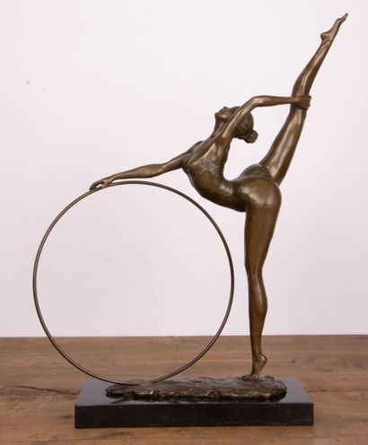 CÉSARO (XX) 
Danseuse au cerceau. 
Epreuve...