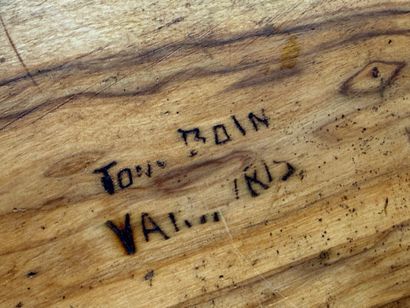 VALLAURIS - Tony BAIN. 
Panier en bois d'olivier
16...