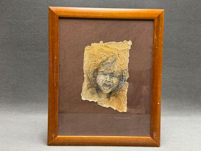 Les Pierres crieront
Visage de petite fille...