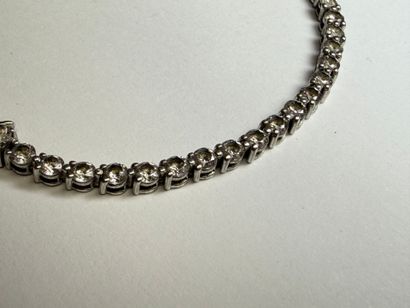 Bracelet rivière en argent et strass
L: 20...