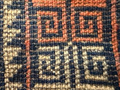Tapis 
150 x 100 cm.