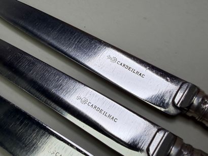 CARDEILHAC: Suite de six couteaux à entremet...