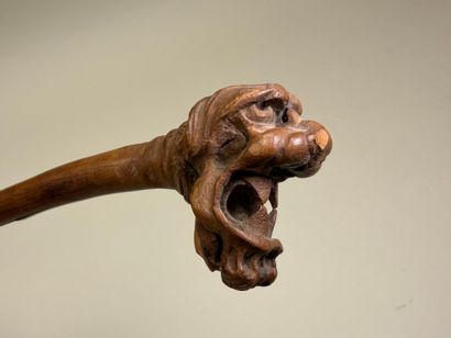Deux cannes sculptées
Art Populaire
L. :86...