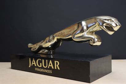 Jaguar Fragrances
Grande sculpture publicitaire...