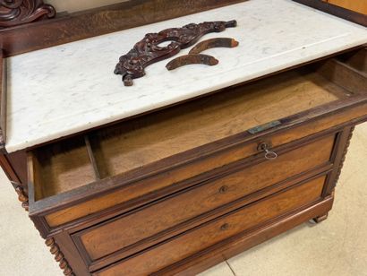 Commode de toilette en palissandre et placage...