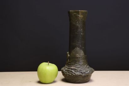 D'après Georges OMERTH (vers 1895 - 1925),
Vase...