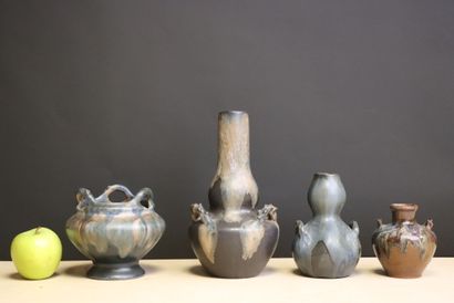 Alfred LEBRET (1871-1955) Trois vases et...