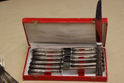 FRIONNET FRANCOIS
Menagère de couverts en...