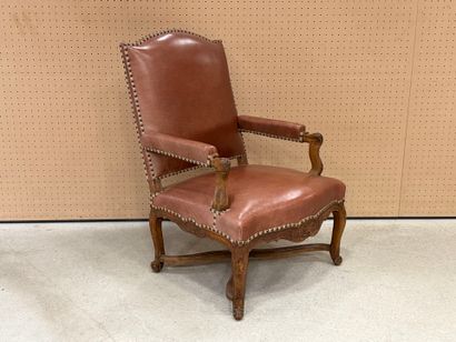 Fauteuil en cuir de style Régence
Certains...