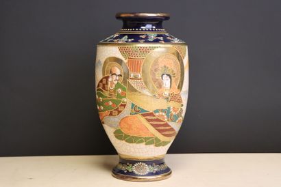 Vase en faience japonaise de Satsuma. 
H....