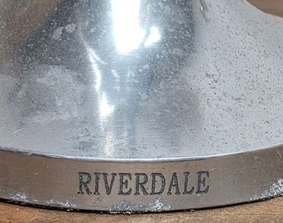RIVERDALE Paire de grands candélabres en...