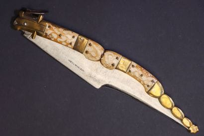 Couteau pliant garnitures en laiton plaquettes...
