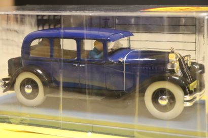 TINTIN Le lotus bleu. 
Réunion de deux miniatures...