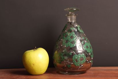 MAISON DELVAUX, rue Royale à Paris.
Carafe...
