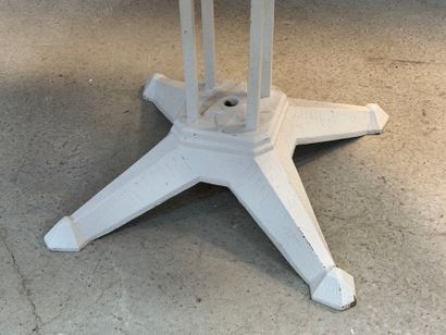 Table de jardin pietement en fonte, plateau...
