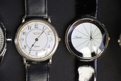 Sept montres à larges cadrans. 
Geo time,...