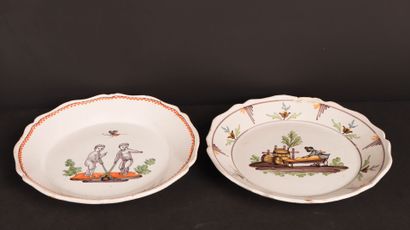 NEVERS fin XVIII°:
Assiette à décor d'amours...
