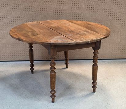 Table à volets
H: 72 x 119 x 65 cm
H: 72...