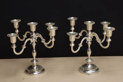 Paire de candélabres à cinq lumières, en...