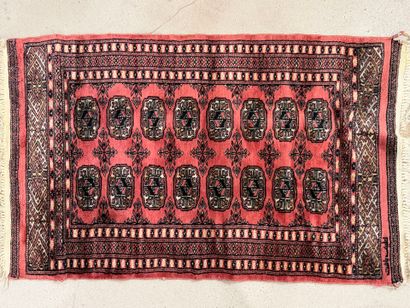 Tapis de prière.
140 x 100 cm.