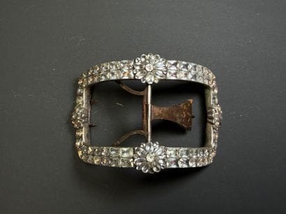 Ensemble de cinq boucles de ceinture en argent,...