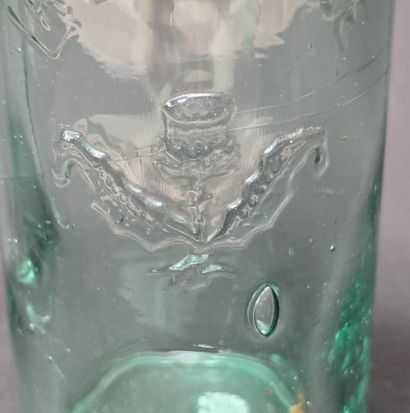 Paire de bouteilles conserve en verre La...