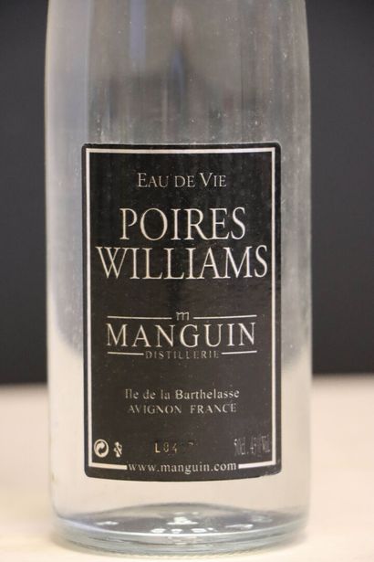 Manguin. 
Poires Williams. 
2 bouteilles...