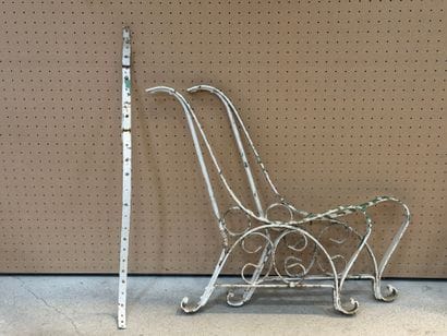 Pieds de banc en fer forgé. 
77 x 80 x 4...