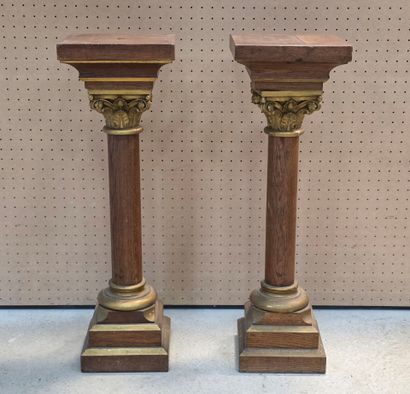 Paire de colonnes support en bois naturel...