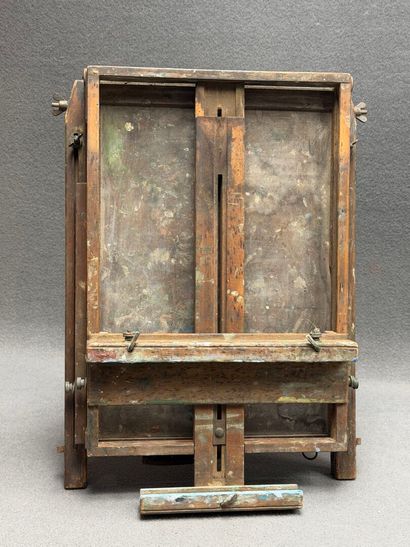 Chevalet de campagne. 
55 x 40 x 17 cm.