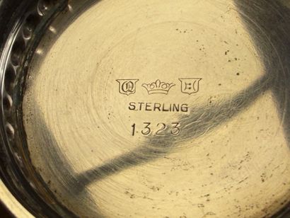 Timbale en argent soulignée d'une frise de...