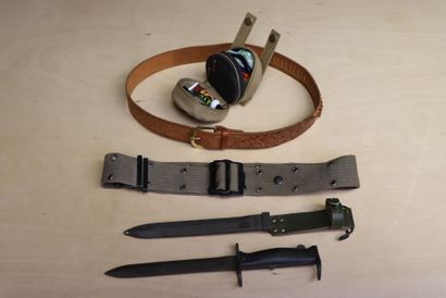 Kit de nettoyage d'armes, ceinture cuir et...