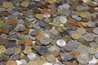Lot de pièces françaises et étrangères: