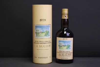 LA MAUNY. Martinique, 1979. BOUTEILLE de...