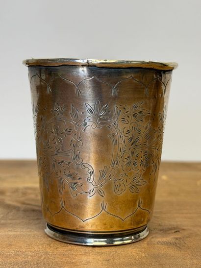 Deux timbales en argent
Poinçon allemand,...