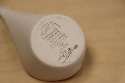 Lot de 54 verrines en porcelaine Pillivuyt
Quatre...