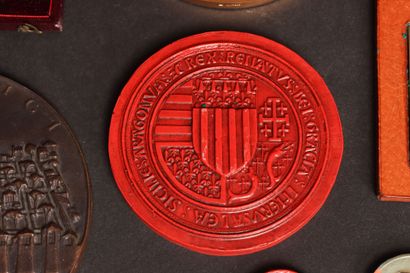 Lot de médailles en bronze et cachets en...
