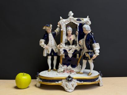 Manufacture ROYAL DUX. 
