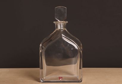 Carafe en cristal suedoise, signée
H. :28...