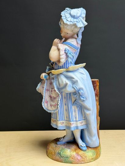 Jeune fille. 
Sculpture en résine. 
H. :42...