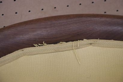 Paire de fauteuils en acajou et placage d'acajou
Epoque...