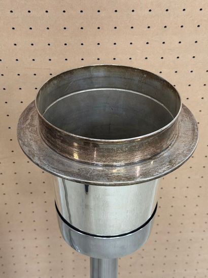 Paire de seaux à champagne en métal argenté...