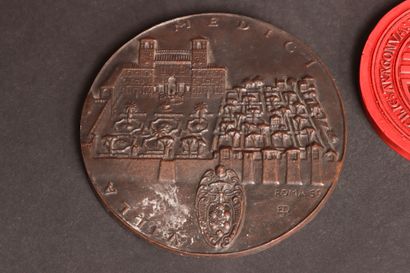Lot de médailles en bronze et cachets en...