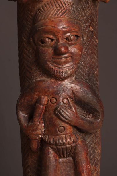 Sujet en terre cuite. 
H. :16 cm. 
accid...