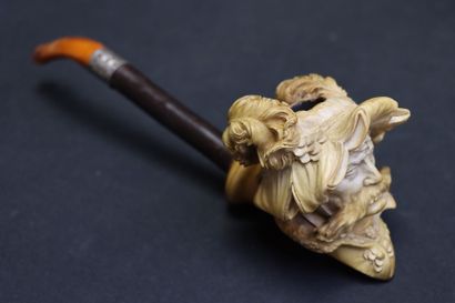 Pipe en écume de mer, figurant un homme à...