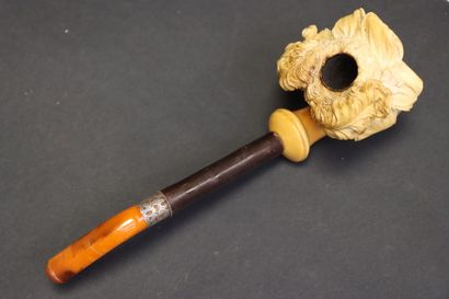 Pipe en écume de mer, figurant un homme à...