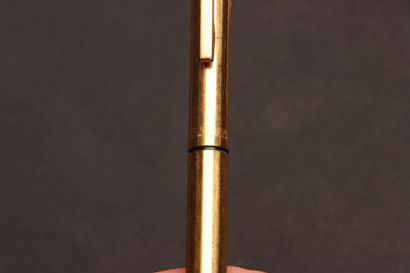 Waterman. 
Trois stylos billes dont deux...