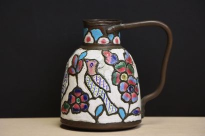 Pichet en émaux cloisonné. 
Iran ou Turquie...