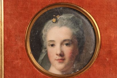 Quatre miniatures encadrées dont un chromo...